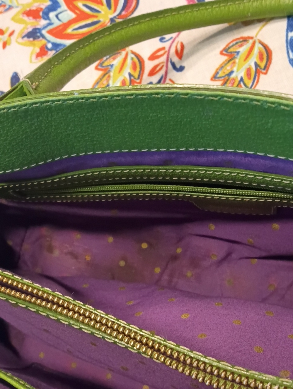 Kate Spade Purse - Picture 4 of 9